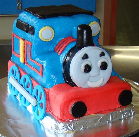 Thomas  Train Birthday Party on Peckyville    Blog Archive    Thomas The Tank Engine Cake Tutorial